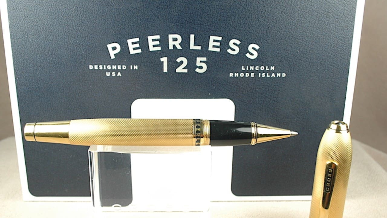 Peerless 125 gold pen and box.