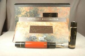 Pre-Owned Pens: Montblanc Hemingway