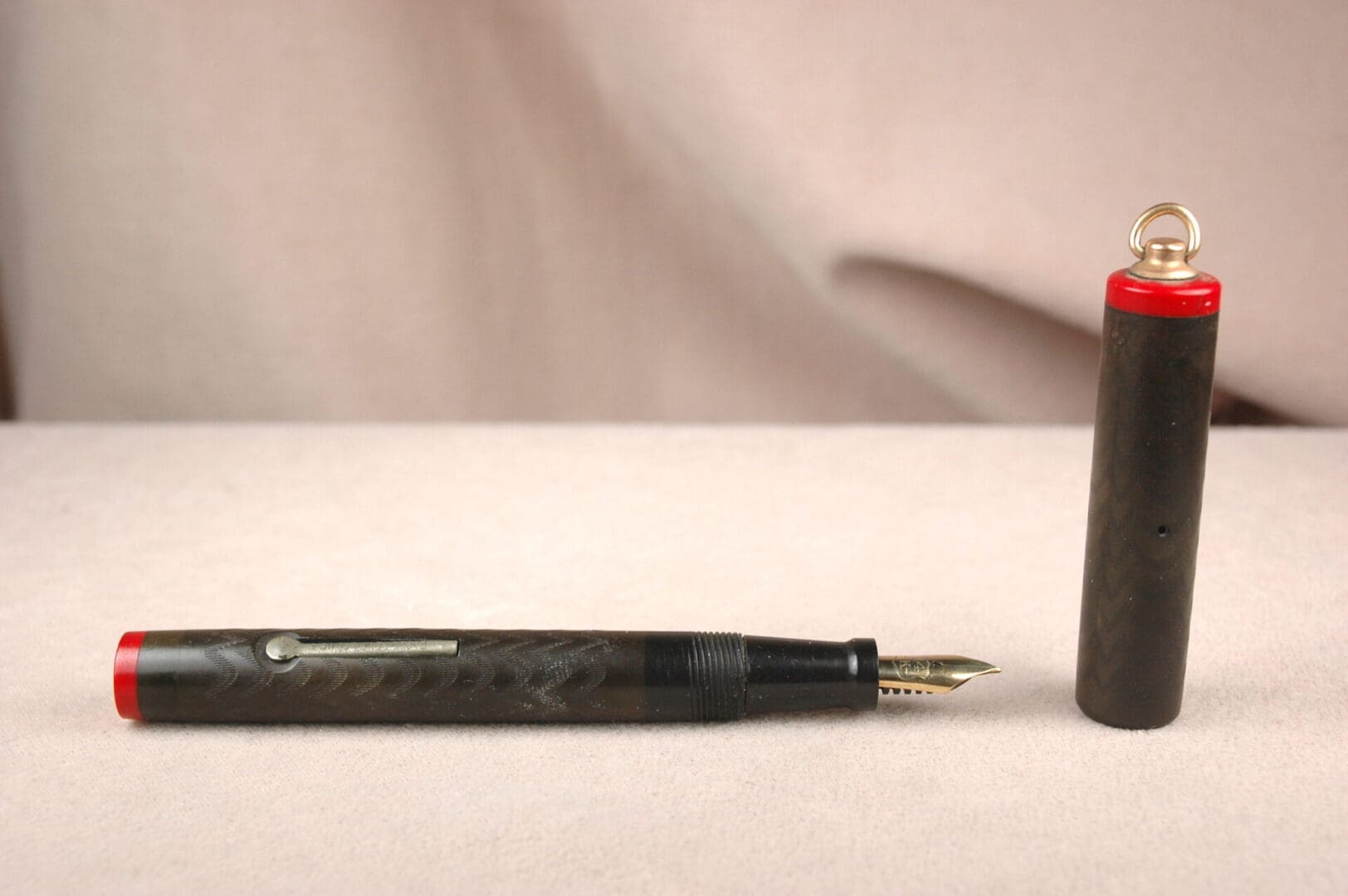 Eagle Red End Ringtop